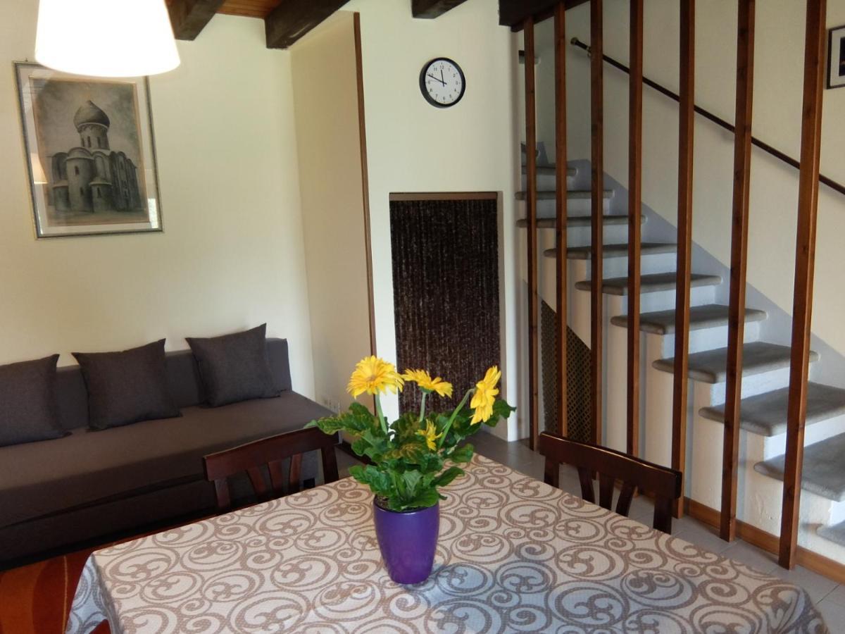 Oxy Holiday Home อีเซโอ ภายนอก รูปภาพ