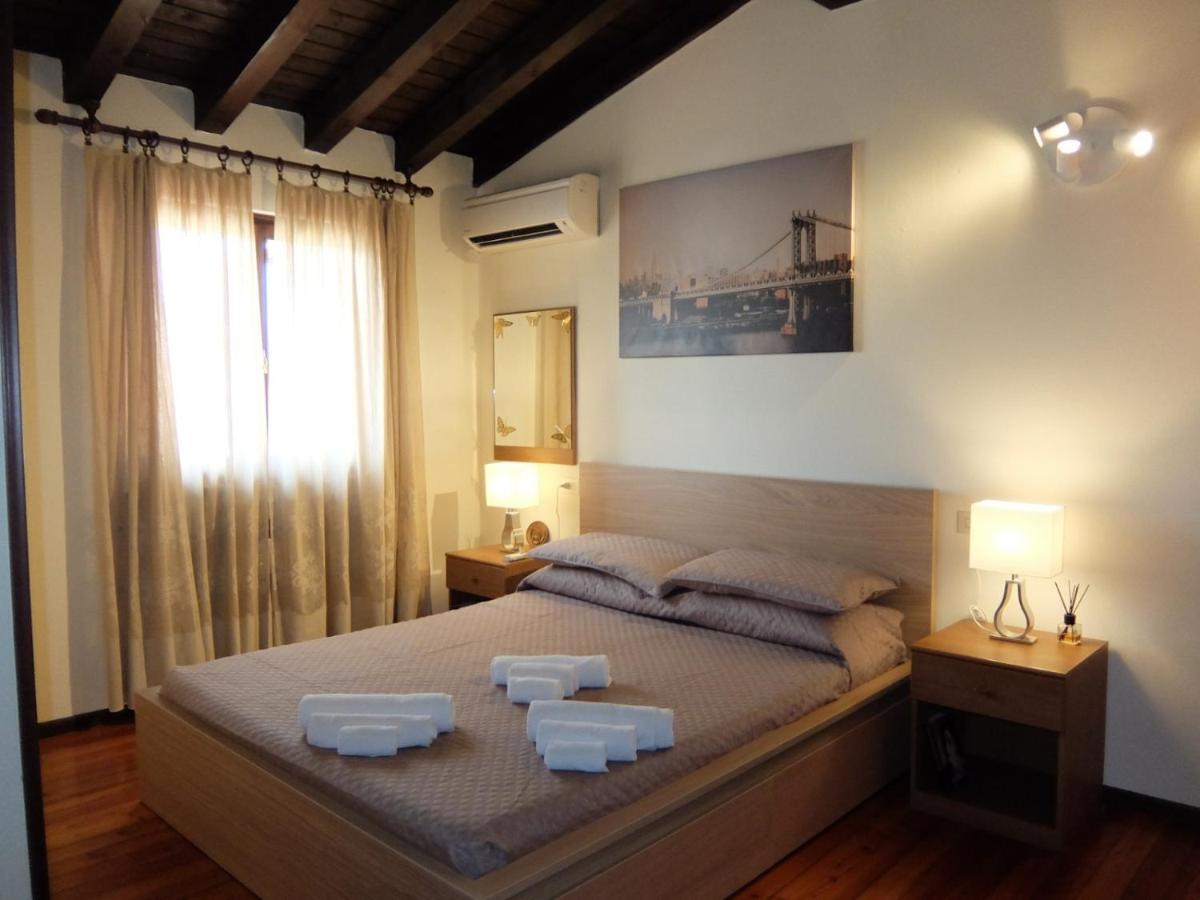 Oxy Holiday Home อีเซโอ ภายนอก รูปภาพ